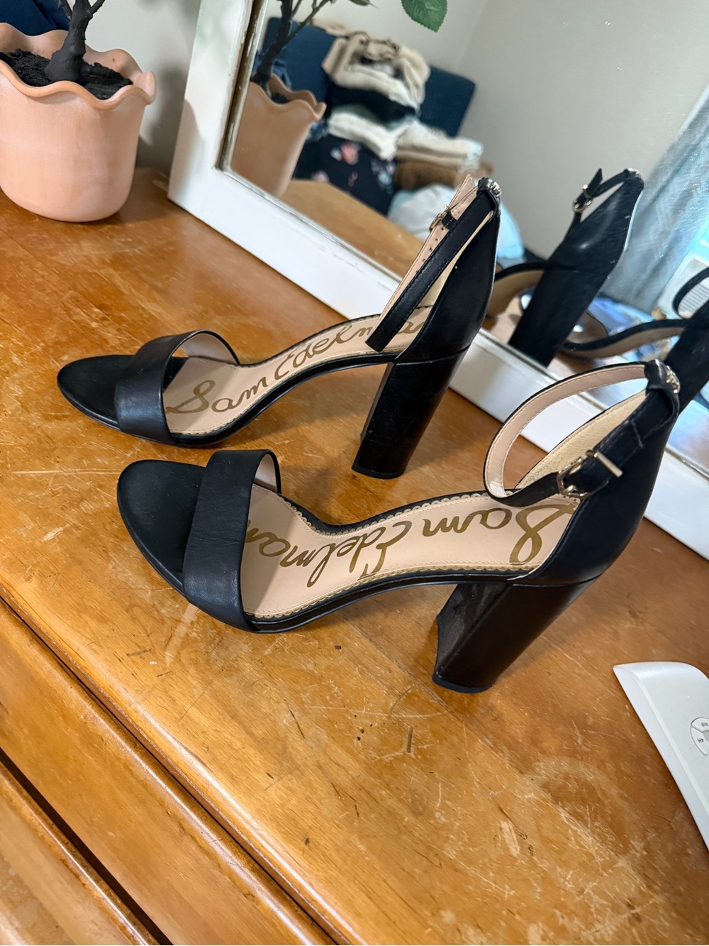 Sam Edelman Black Open-Toe Block Heel Sandals - Picture 5 of 7